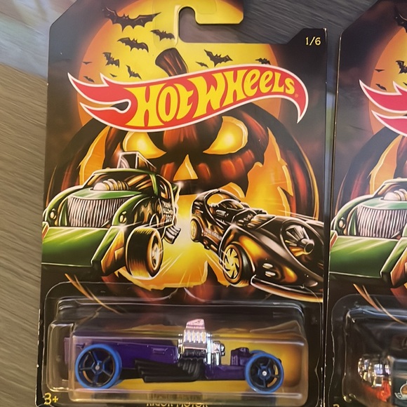 Halloween Character Cars - Picture 5 of 10